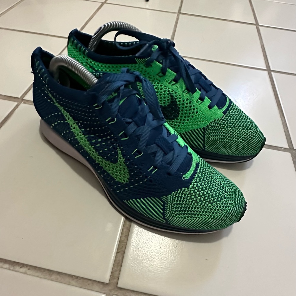 Nike flyknit racer seahawks